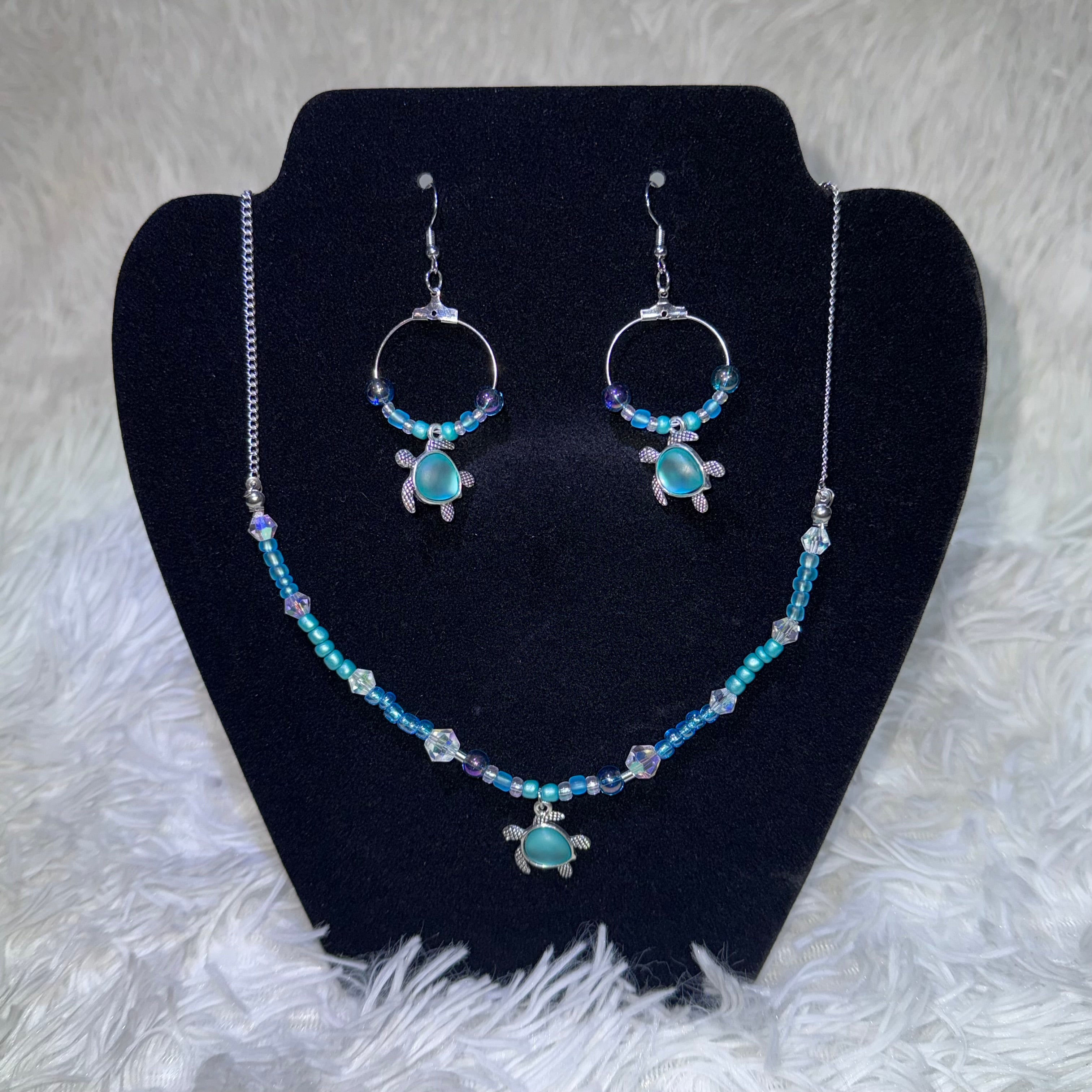Turquoise Sea Turtle Necklace and Earrings Set
